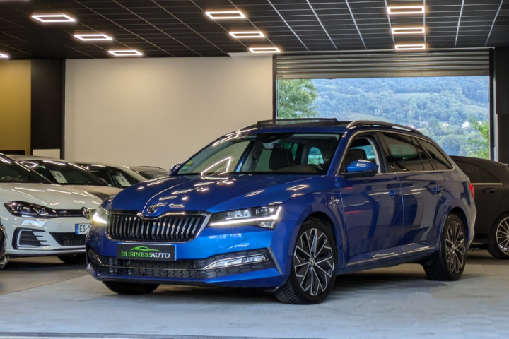 SKODA SUPERB COMBI