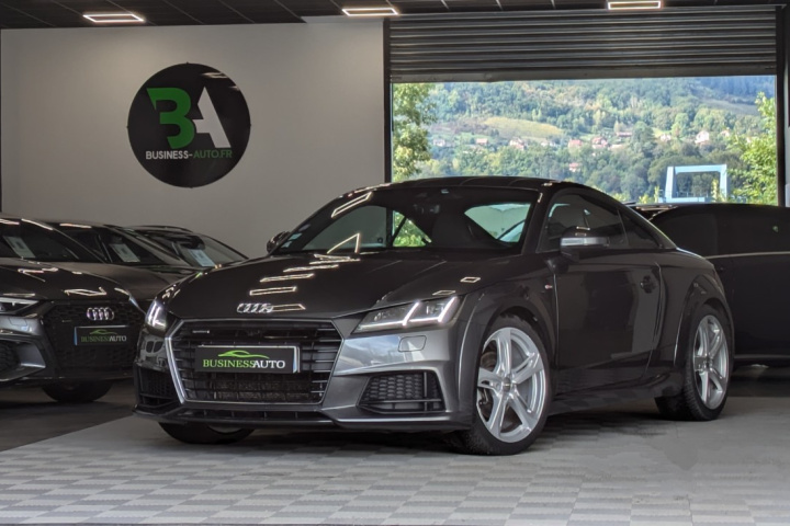 AUDI TT COUPE
