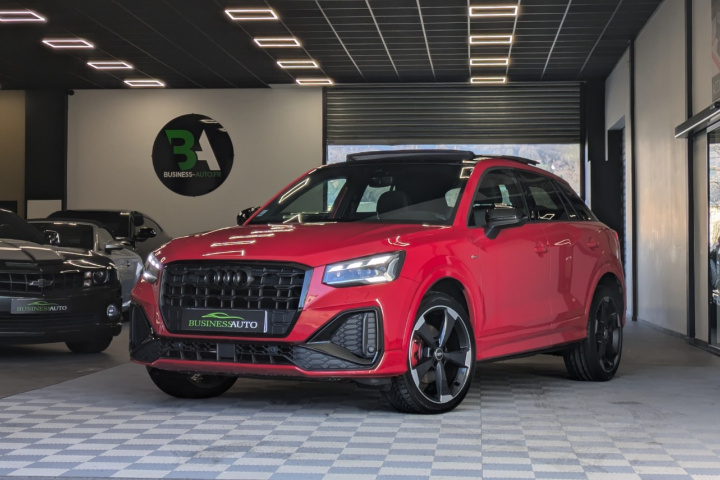 AUDI Q2
