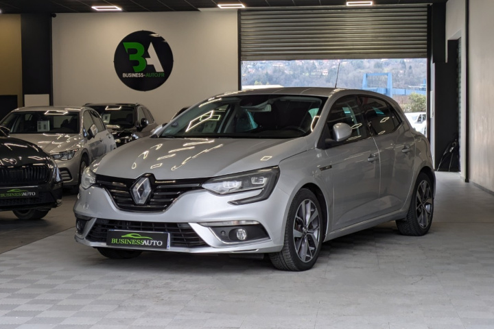 RENAULT MEGANE IV BERLINE