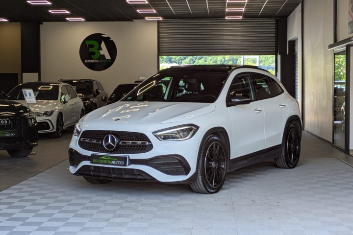 MERCEDES GLA