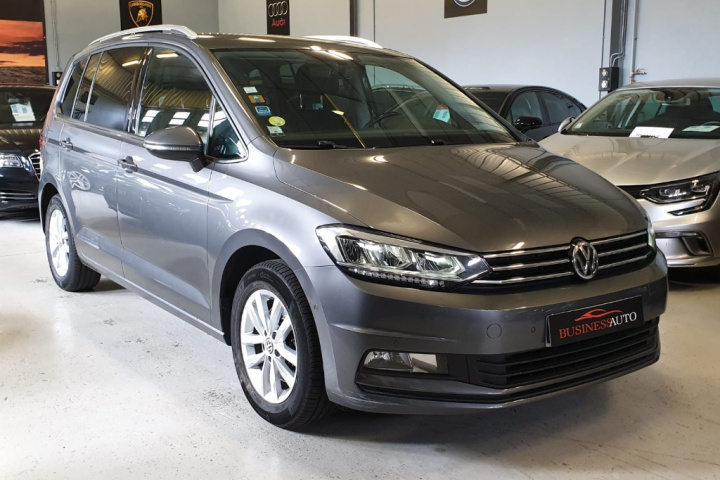 VOLKSWAGEN TOURAN BUSINESS