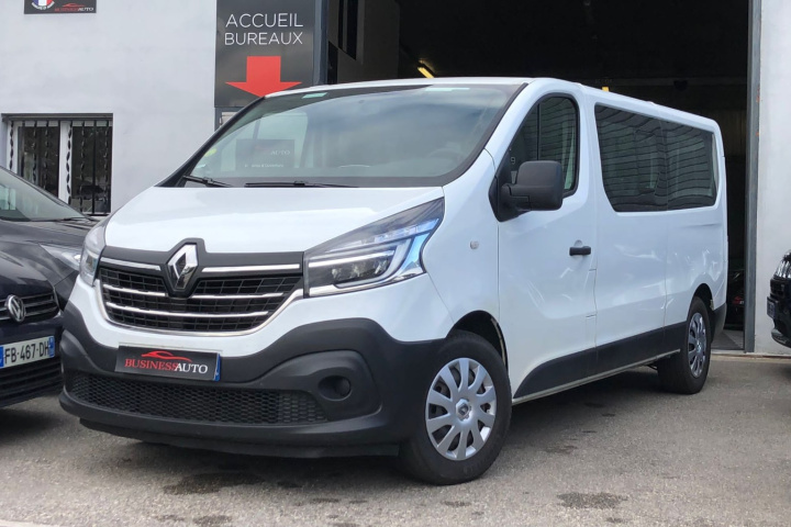 RENAULT TRAFIC COMBI