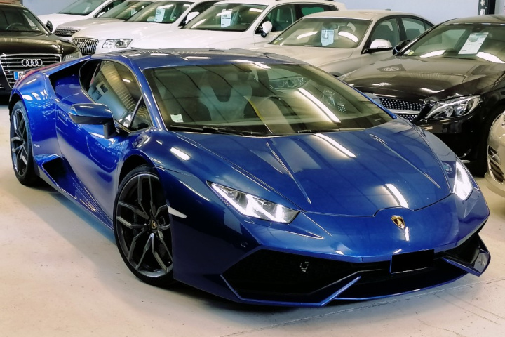 LAMBORGHINI HURACAN