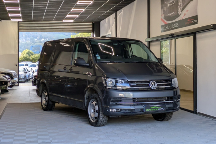 VOLKSWAGEN TRANSPORTER FOURGON