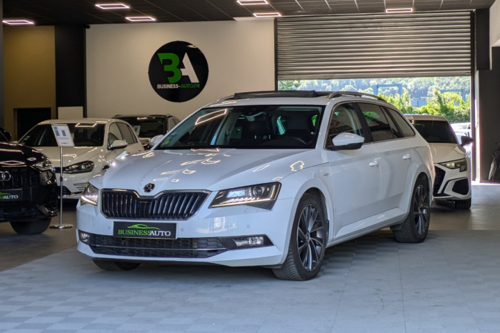 SKODA SUPERB COMBI