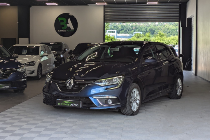 RENAULT MEGANE IV BERLINE
