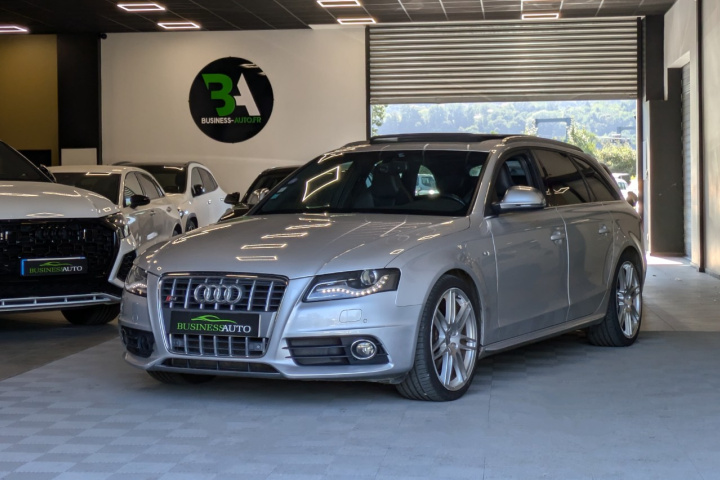 AUDI S4 AVANT