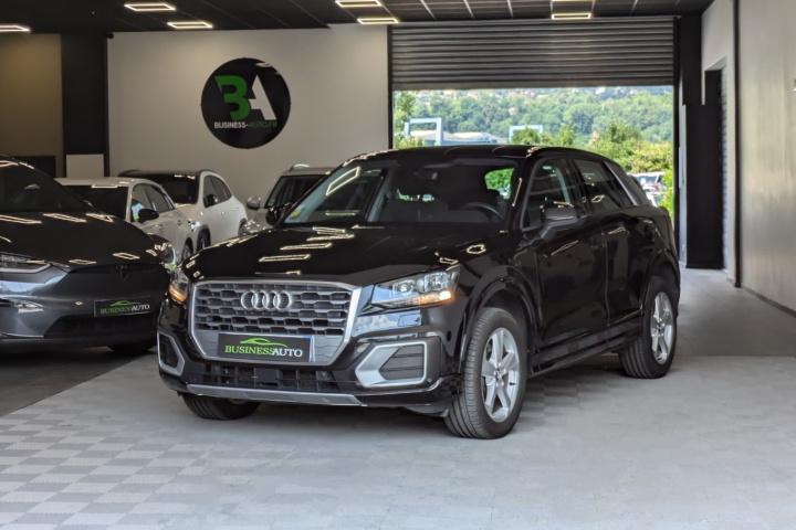AUDI Q2