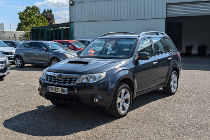 SUBARU FORESTER