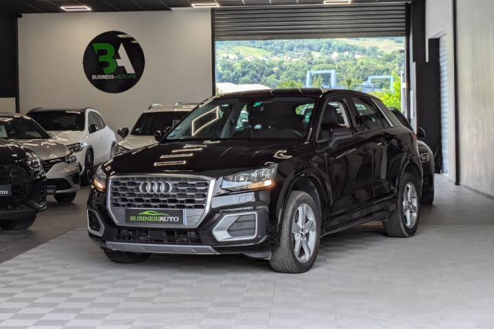 AUDI Q2
