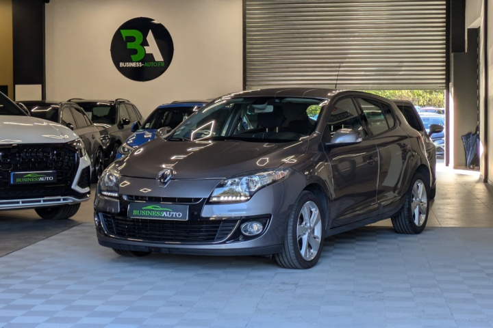 RENAULT MEGANE III BERLINE