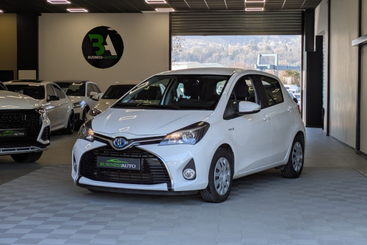 TOYOTA YARIS HYBRIDE LCA 2016