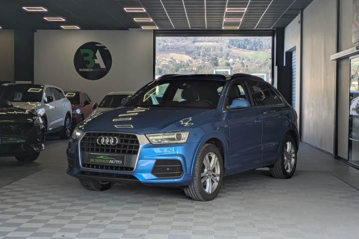 AUDI Q3