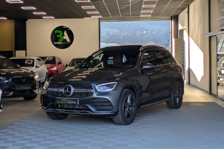 MERCEDES GLC