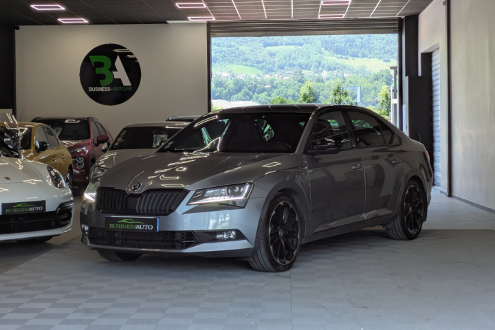 SKODA SUPERB