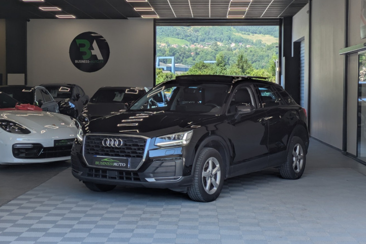 AUDI Q2
