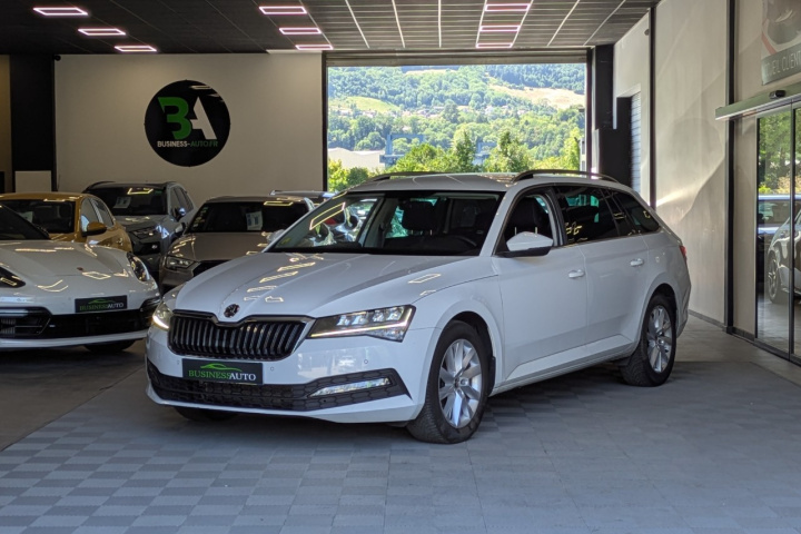 SKODA SUPERB COMBI