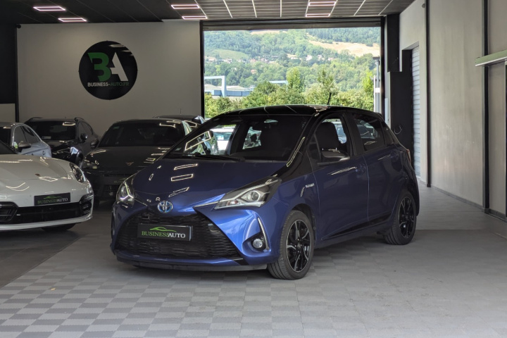 TOYOTA YARIS HYBRIDE MC2
