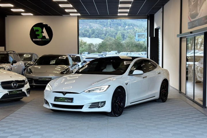 TESLA MODEL S