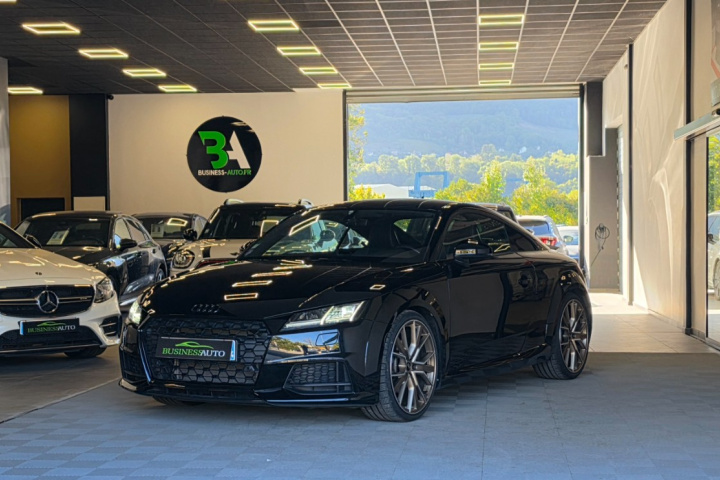 AUDI TT COUPE