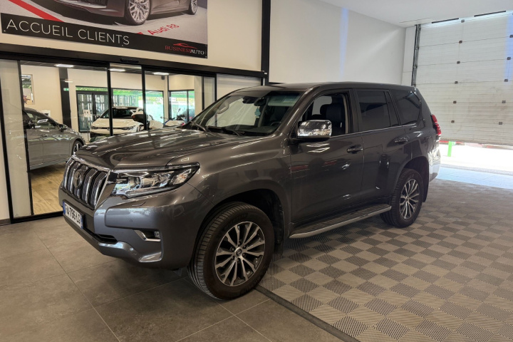 TOYOTA LAND CRUISER RC18