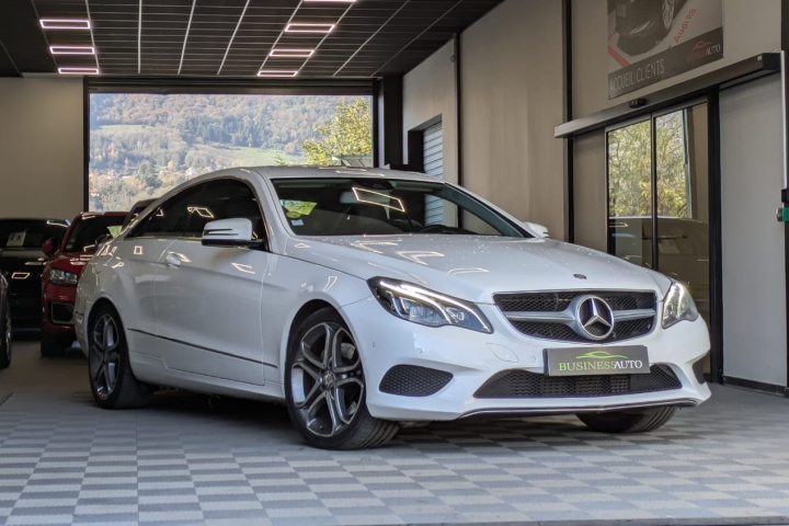 MERCEDES CLASSE E COUPE