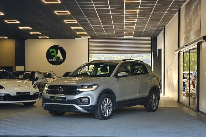 VOLKSWAGEN T-CROSS