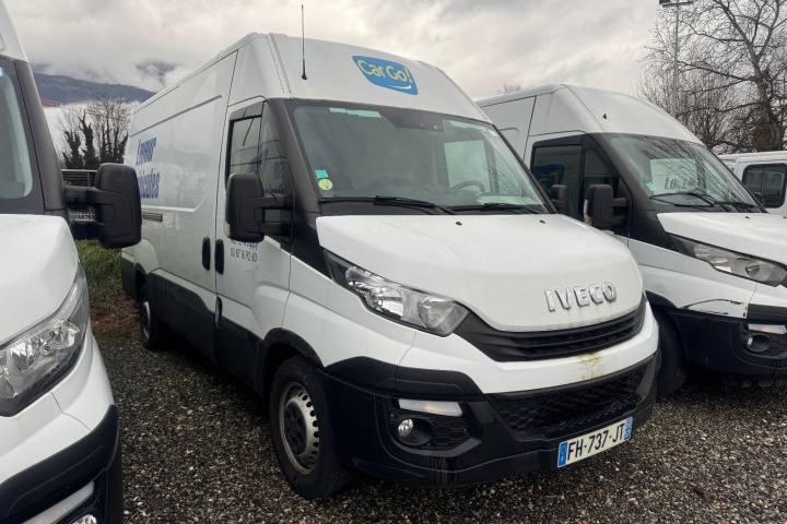 IVECO DAILY FOURGON