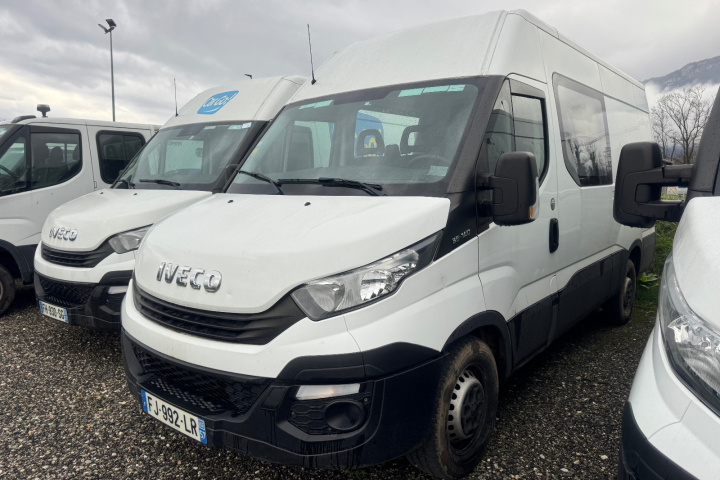 IVECO DAILY FOURGON