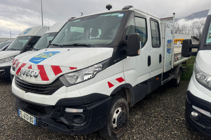 IVECO DAILY FOURGON